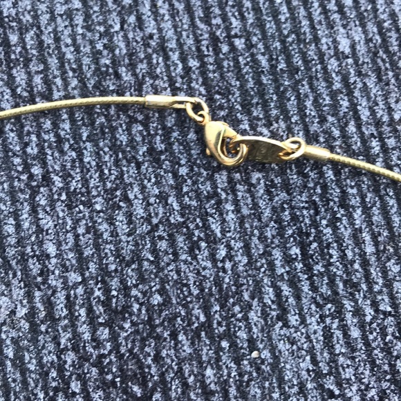 ☀️ Structured Gold Flower Necklace - Picture 2 of 3